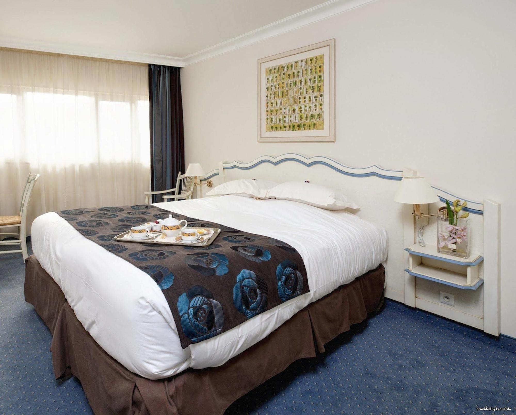 Best Western Plus Cannes Riviera Exterior photo
